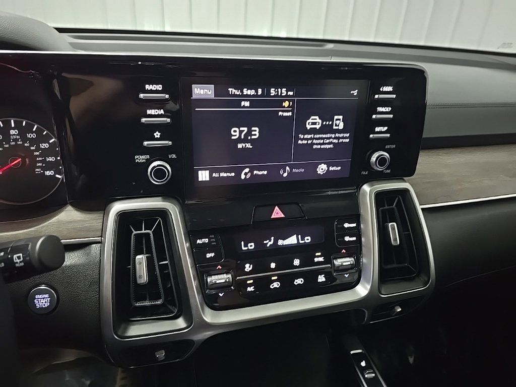 Used 2021 Kia Sorento EX AWD/4WD image 24