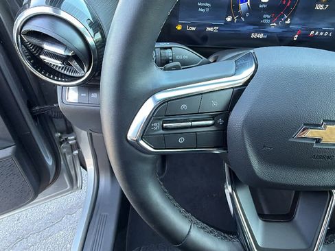 Used 2026 Chevrolet Equinox LT w/ Convenience Package II AWD/4WD image 19