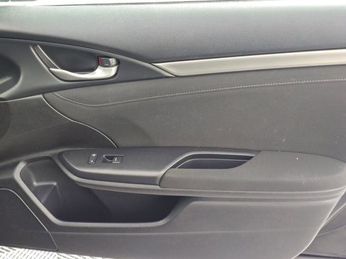 Used 2018 Honda Civic EX image 41