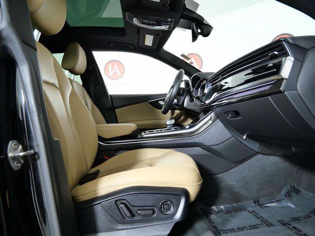 Used 2023 Audi Q8 Premium Plus w/ Premium Plus Package AWD/4WD image 30