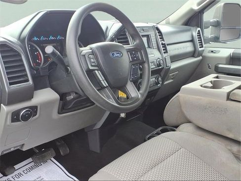 Used 2019 Ford F250 XLT image 8