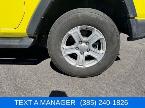 Used 2023 Jeep Wrangler Sport S image 11