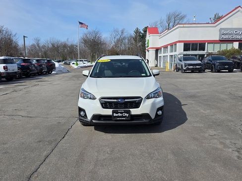 Used 2019 Subaru Crosstrek 2.0i Premium image 3