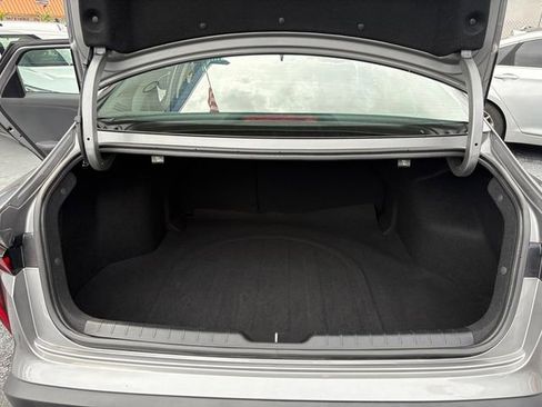 Used 2025 Kia K4 LX image 16