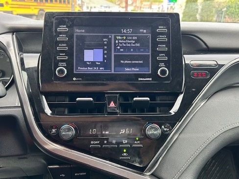 Used 2023 Toyota Camry SE w/ Cold Weather Package AWD/4WD image 18