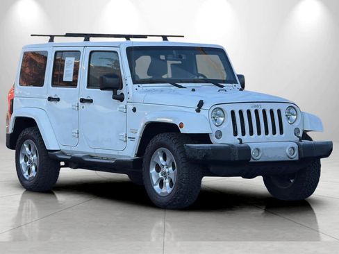 Used 2014 Jeep Wrangler Unlimited Sahara w/ Connectivity Group image 9