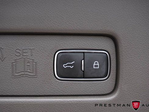 Used 2020 Lincoln Aviator Reserve w/ Elements Package Plus image 41