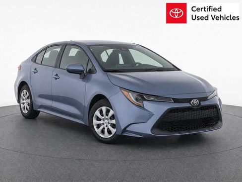 Certified 2021 Toyota Corolla LE FWD image 1