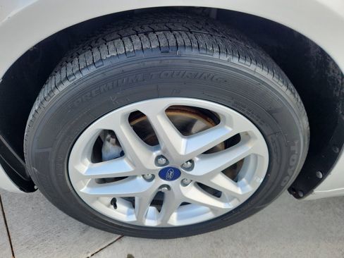 Used 2014 Ford Fusion SE image 18