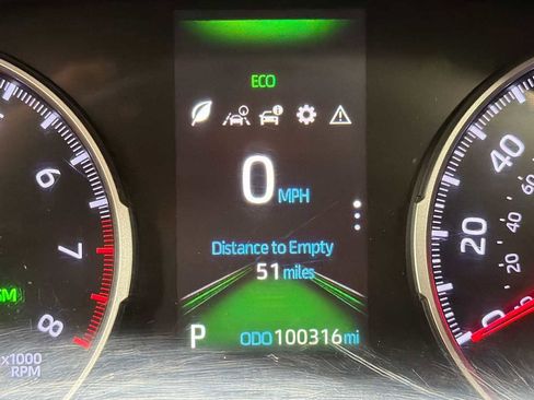 Certified 2019 Toyota RAV4 XLE AWD/4WD image 17