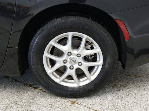 Certified 2023 Chrysler Pacifica Touring-L FWD image 16