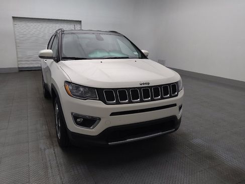 Used 2019 Jeep Compass Limited AWD/4WD image 14