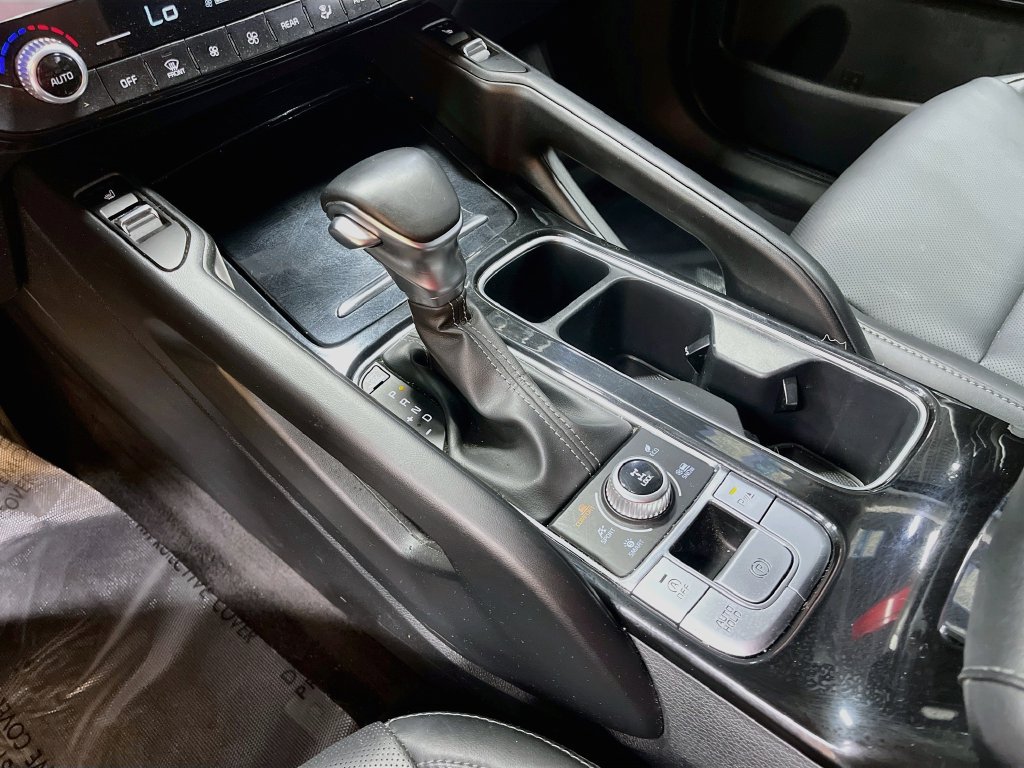 Used 2023 Kia Telluride S AWD/4WD image 17