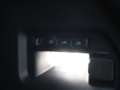 Used 2026 Ford Explorer Platinum AWD/4WD image 40