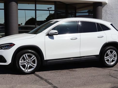 Used 2021 Mercedes-Benz GLA 250 w/ Premium Package image 7