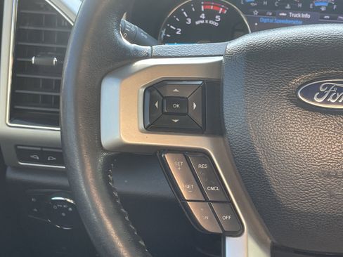 Used 2020 Ford F350 Lariat w/ Lariat Ultimate Package image 18