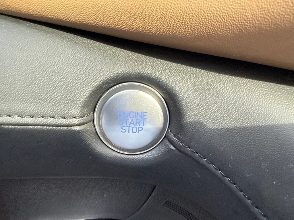 Used 2023 Hyundai Santa Fe Calligraphy AWD/4WD image 33
