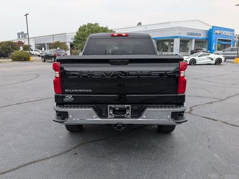 Used 2025 Chevrolet Silverado 1500 W/T w/ WT Safety Package AWD/4WD image 4