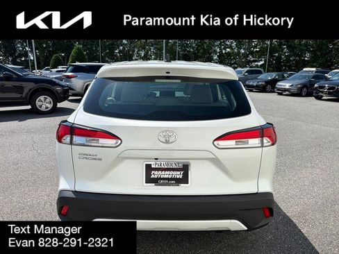 Used 2023 Toyota Corolla Cross L FWD image 8