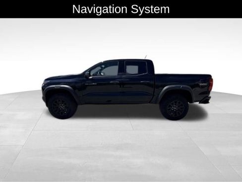 Used 2025 Chevrolet Colorado Trail Boss AWD/4WD image 4