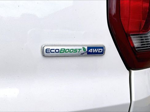 Used 2018 Ford Explorer Sport w/ Equipment Group 401A image 7