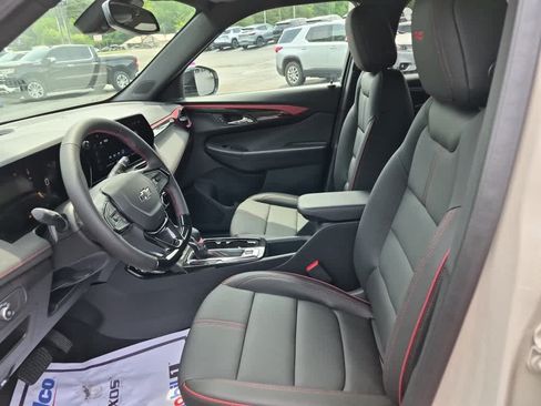 New 2026 Chevrolet TrailBlazer RS w/ Convenience Package FWD image 14