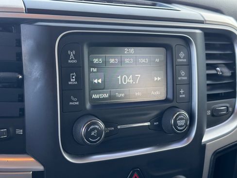 Used 2016 RAM 2500 SLT image 27