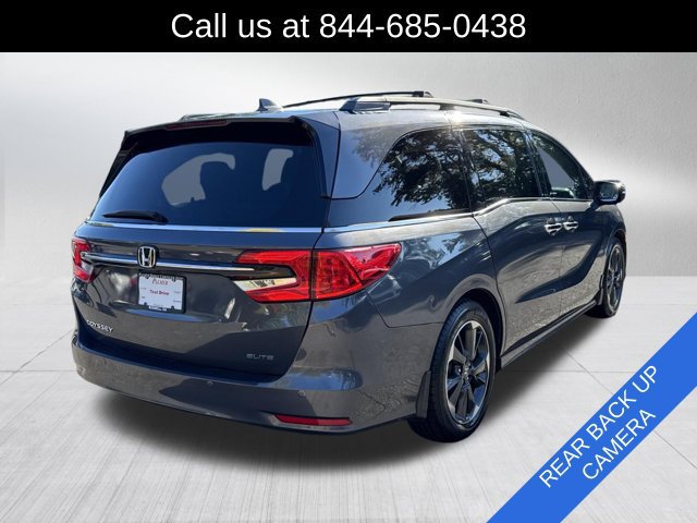 Used 2023 Honda Odyssey Elite image 5