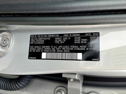 Certified 2023 Volvo XC60 B5 Plus image 31