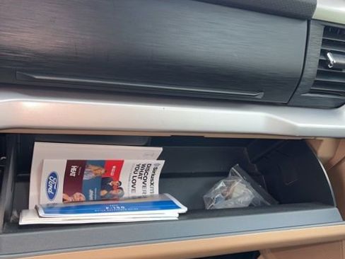 Used 2023 Ford F150 XLT image 23