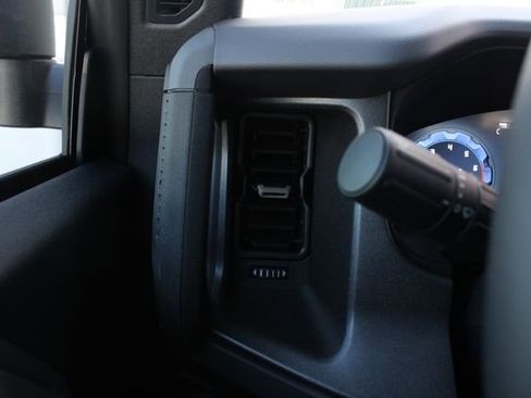 New 2026 Ford Bronco Badlands image 7