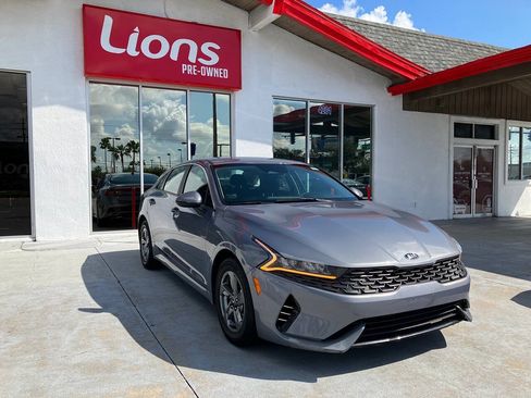 Used 2021 Kia K5 LXS FWD image 12