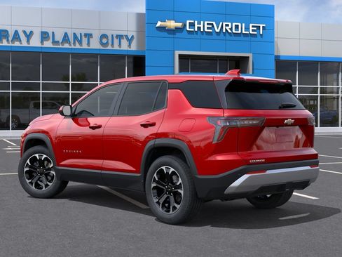 New 2027 Chevrolet Equinox LT w/ Convenience Package II FWD image 3