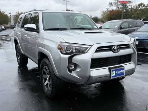 Certified 2021 Toyota 4Runner TRD Off-Road Premium image 12