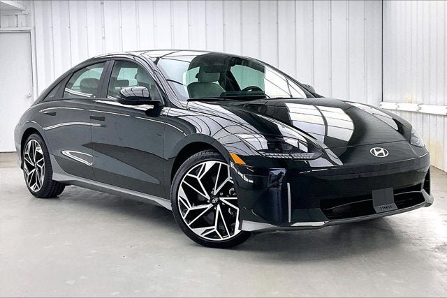 Certified 2023 Hyundai Ioniq 6 SEL w/ Cargo Package AWD/4WD image 1