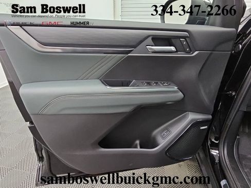 New 2026 GMC Acadia AT4 w/ Luxury Package AWD/4WD image 28