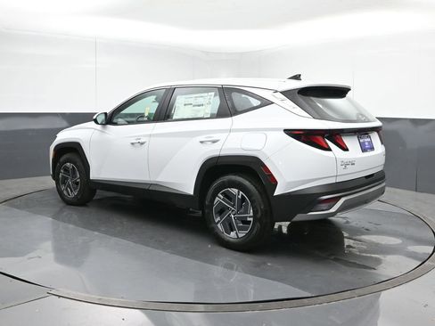New 2026 Hyundai Tucson Blue SE AWD/4WD image 4
