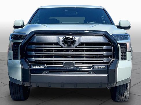 Used 2026 Toyota Tundra Limited AWD/4WD image 3