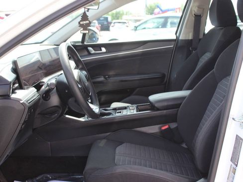 Used 2025 Kia K5 LXS FWD image 12