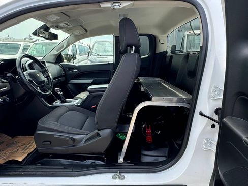Used 2022 Chevrolet Colorado LT w/ Fleet Safety Package AWD/4WD image 11