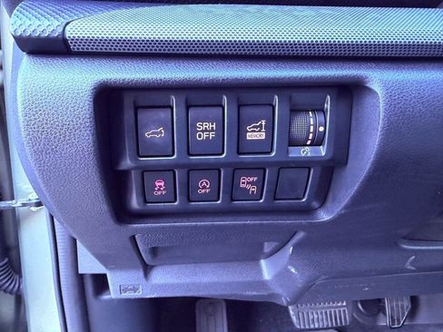 Used 2020 Subaru Forester Limited image 22