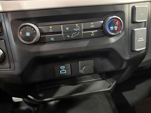 Used 2023 Ford F150 XL w/ Trailer Tow Package RWD image 32
