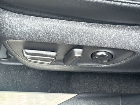 Used 2024 Toyota Highlander Platinum image 52