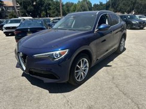 Used 2018 Alfa Romeo Stelvio Ti AWD/4WD image 1