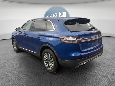 Used 2021 Lincoln Nautilus AWD w/ Equipment Group 101A image 6
