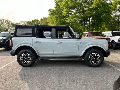 Certified 2022 Ford Bronco Outer Banks AWD/4WD image 5
