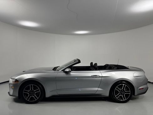 Used 2022 Ford Mustang Premium RWD image 10