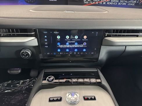 New 2025 Lincoln Navigator Reserve w/ Jet Appearance Package image 11