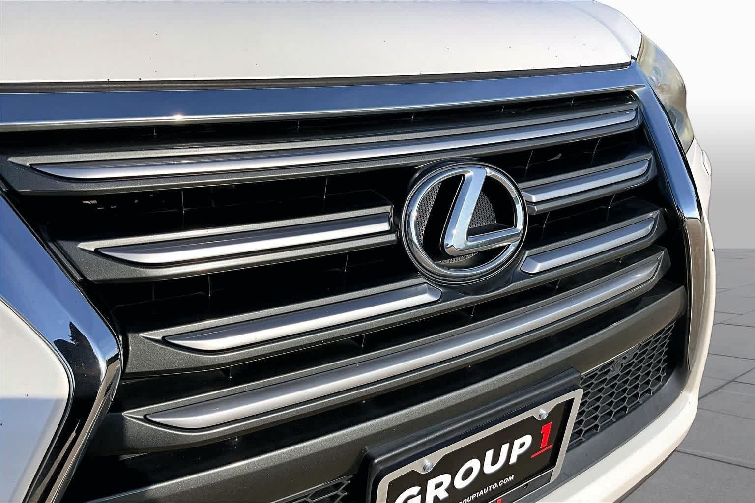 Used 2017 Lexus GX 460 Premium AWD/4WD image 30