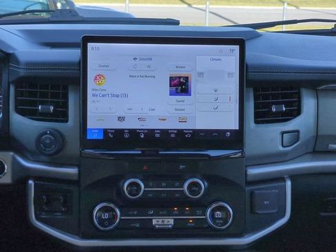 Certified 2022 Ford Expedition XLT RWD image 18